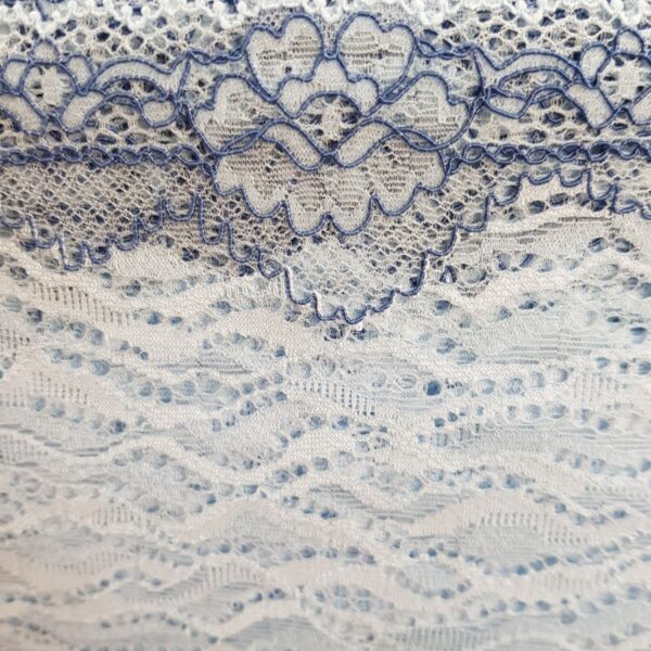 Elastische Spitze, 2-farbig, hellblau mit kornblau – Bild 4